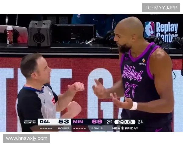 戈贝尔7次恶犯遭NBA停薪禁赛